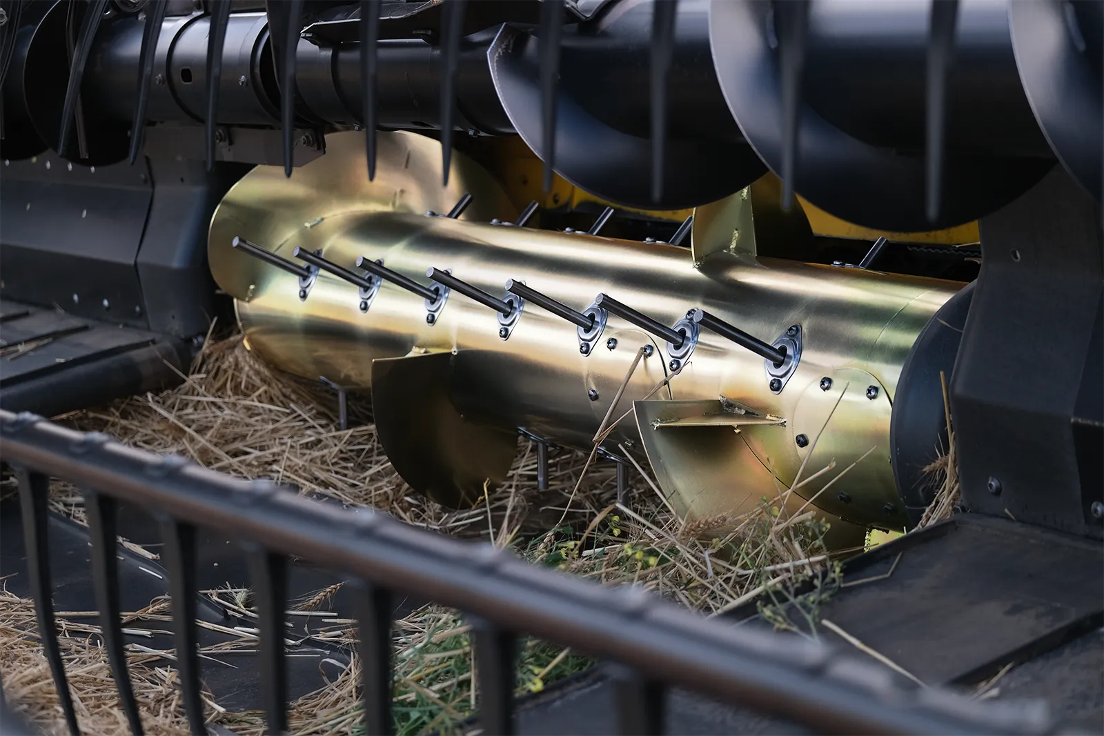 typhoon drum mounted in combine header