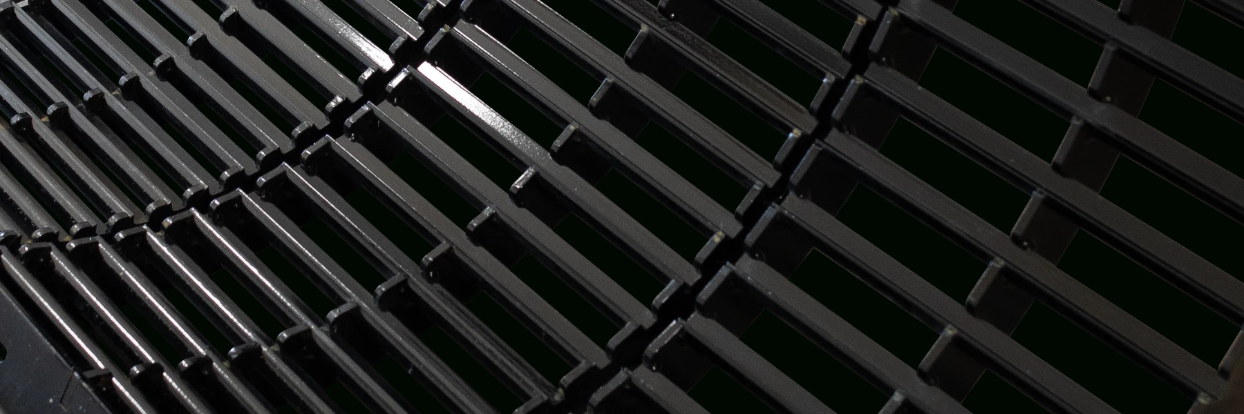 close up of Razors Edge Concaves notched bars