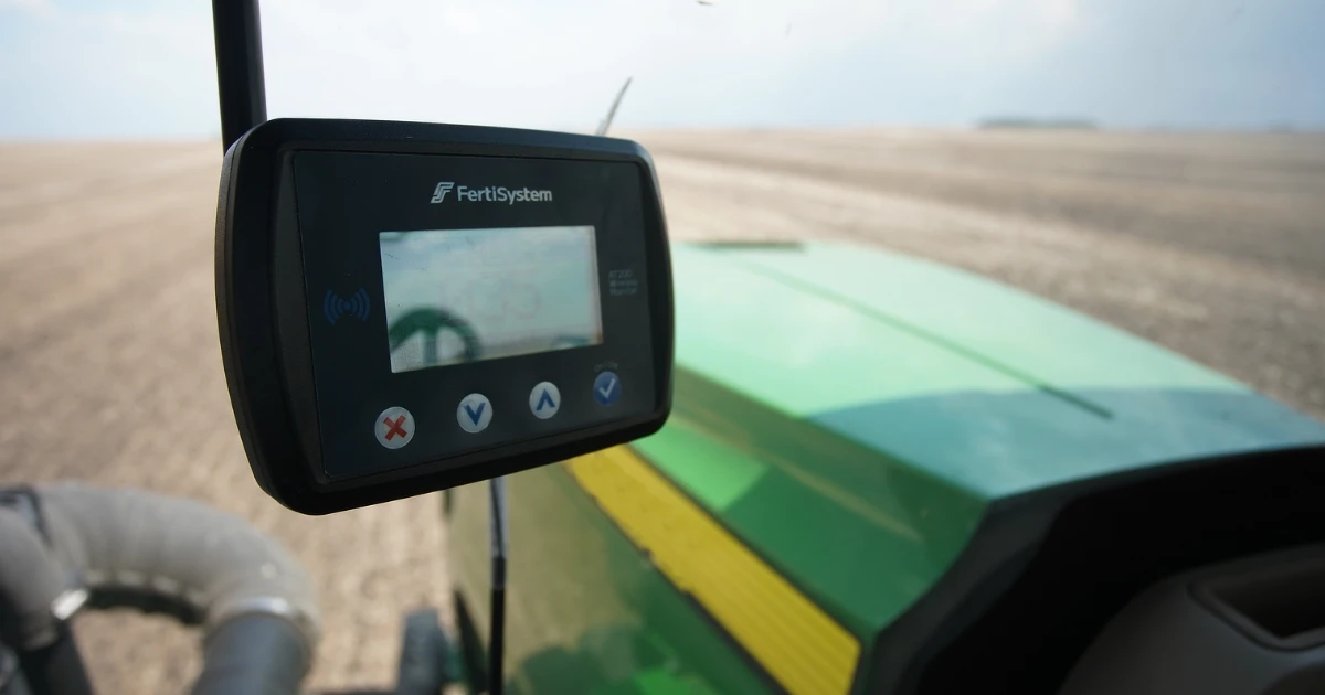 Fertisystems AT200 in cab fertilizer monitor display